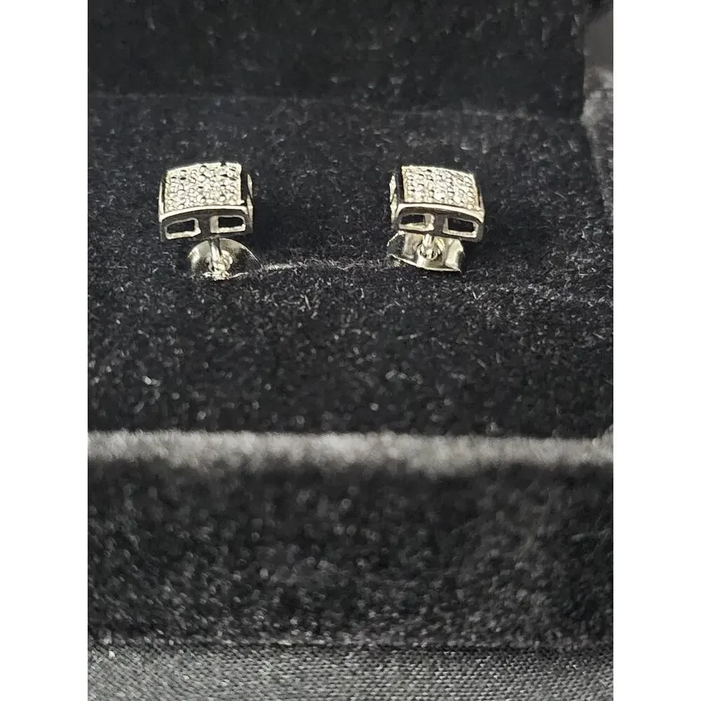 .925 sterling silver 6.2mm puff square Pavé Cubic Zirconia Earrings